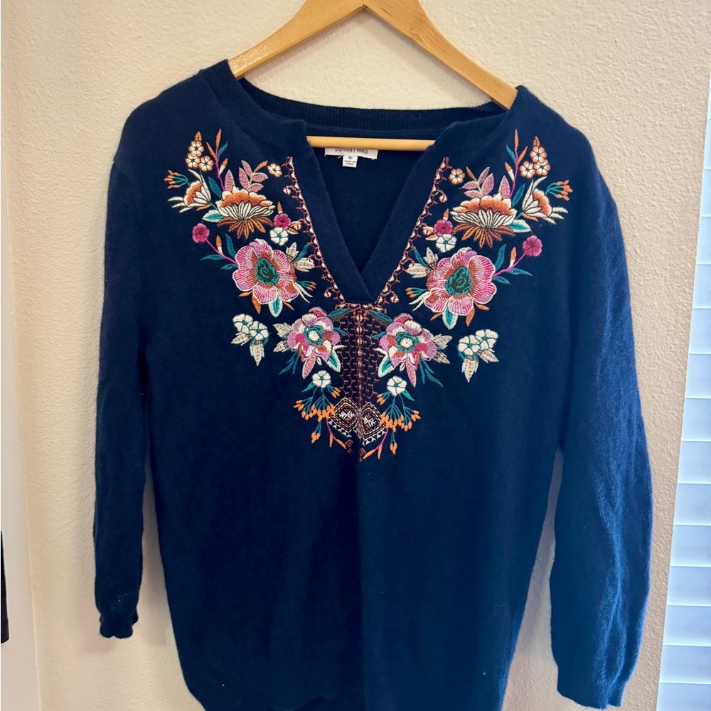 Johnny Was 100% Cashemere Navy Sweater